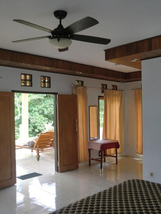 Bunaken Sea Garden Resort ภายนอก รูปภาพ