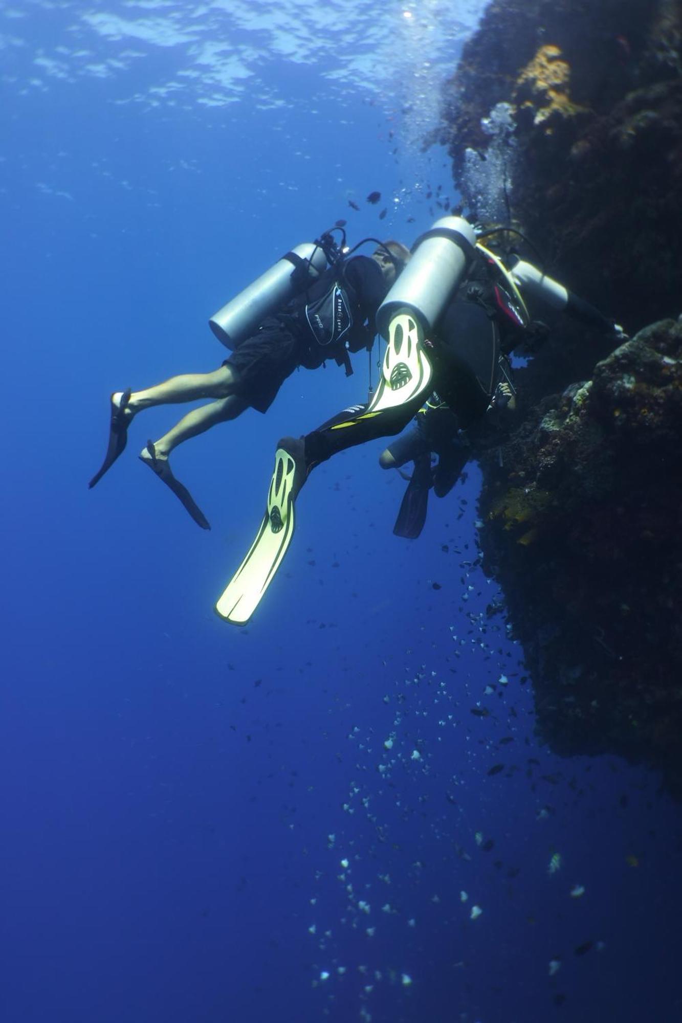 Bunaken Sea Garden Resort ภายนอก รูปภาพ