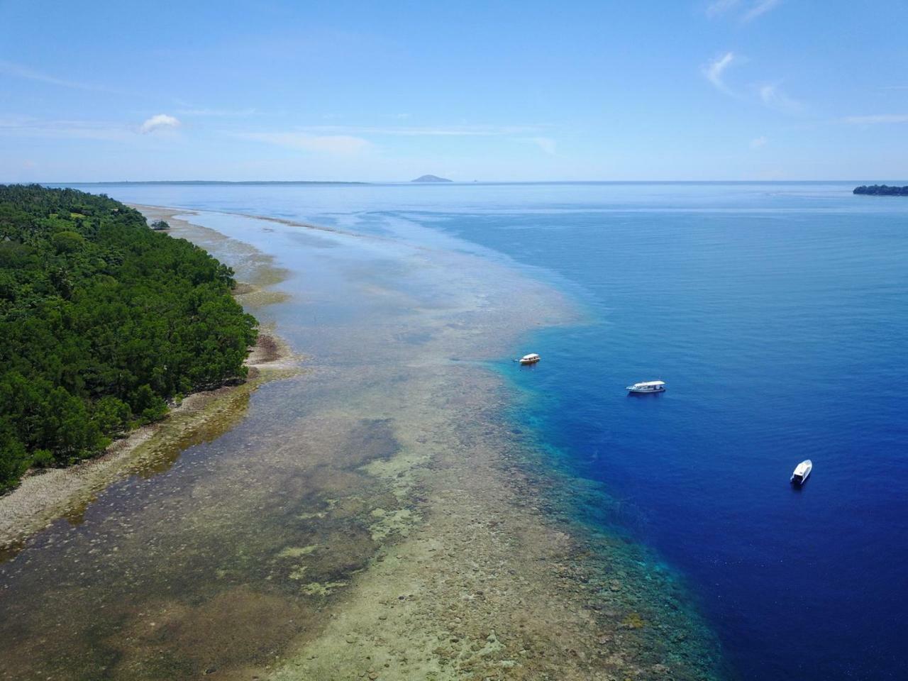 Bunaken Sea Garden Resort ภายนอก รูปภาพ